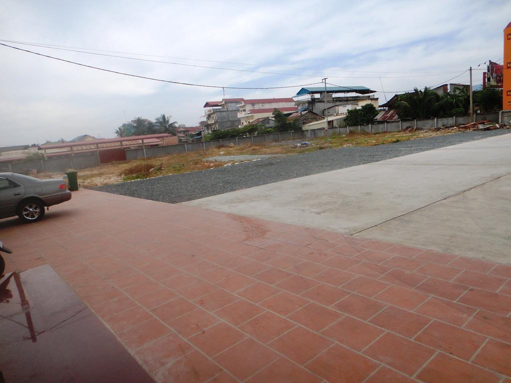 קמפוט Ly Mengly Guesthouse מראה חיצוני תמונה
