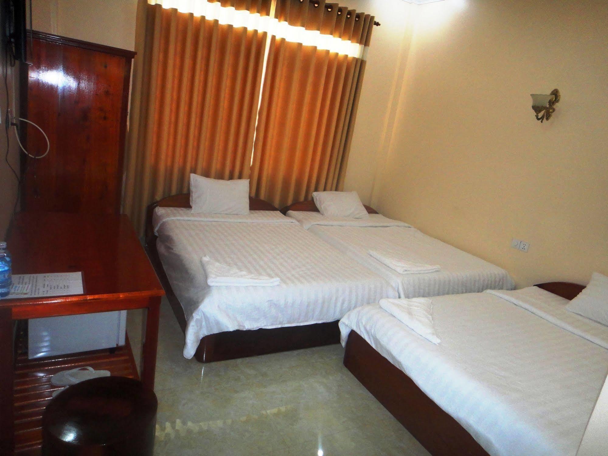 קמפוט Ly Mengly Guesthouse מראה חיצוני תמונה